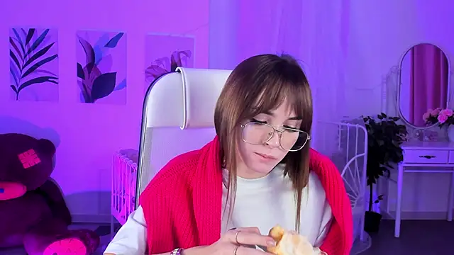 DakotaaJohnnson online show from 01/30/25, 02:36