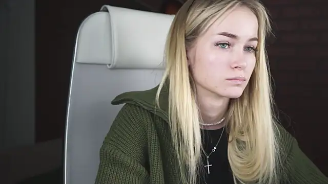 DakotaaJohnnson online show from 09/13/25, 05:51