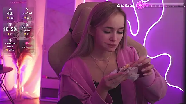 DakotaaJohnnson online show from 11/13/25, 05:06