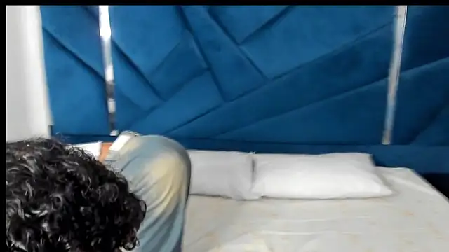 Snapshot of DanteAndKyle chatting on 01/29/25, 12:45 DanteAndKyle online show from 01/29/25, 12:45