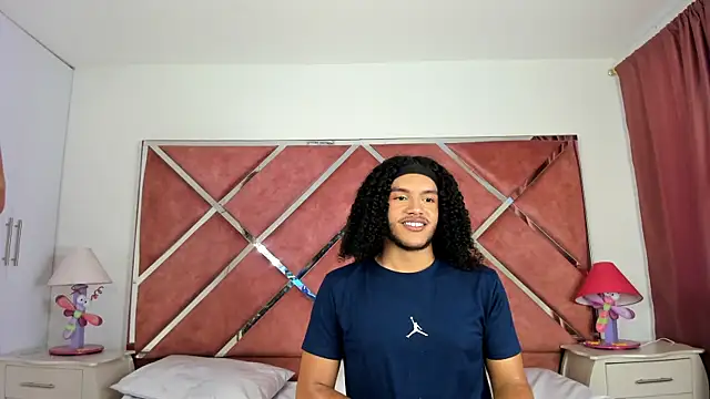 Snapshot of DanteAndKyle chatting on 03/16/25, 09:58 DanteAndKyle online show from 03/16/25, 09:58