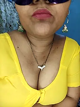 Snapshot of hevensex143 chatting on 02/23/26, 08:06 hevensex143 online show from 02/23/26, 08:06