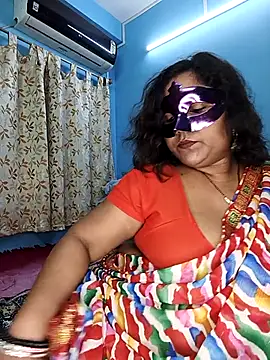 Snapshot of hevensex143 chatting on 02/25/26, 07:56 hevensex143 online show from 02/25/26, 07:56