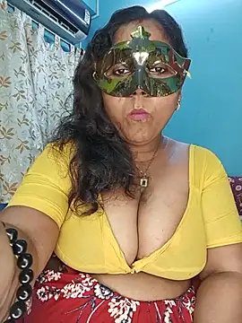 Snapshot of hevensex143 chatting on 06/10/26, 08:08 hevensex143 online show from 06/10/26, 08:08