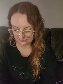 TattedMamaXOXO online show from 12/03/25, 07:12