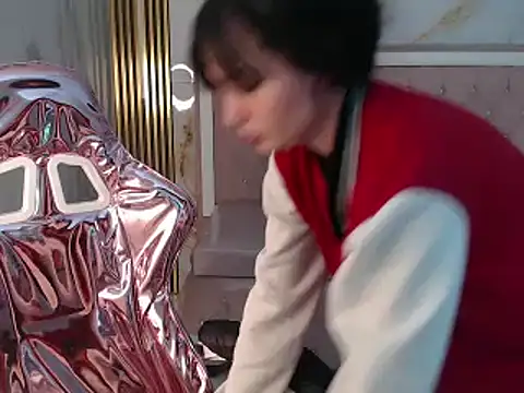 shalon diaz s online show from 03/04/25, 01:06