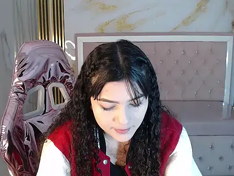 shalon diaz s online show from 03/07/25, 01:18