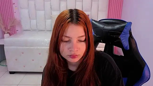 Snapshot of shalon_diaz_s chatting on 05/06/26, 01:16 shalon diaz s online show from 05/06/26, 01:16