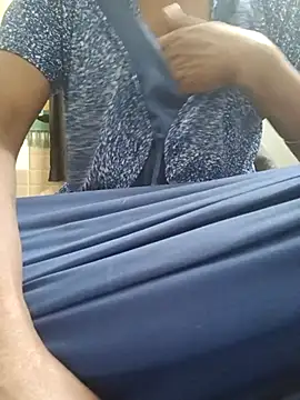 Snapshot of chocobbsimarn chatting on 03/20/25, 04:20 chocobbsimarn online show from 03/20/25, 04:20