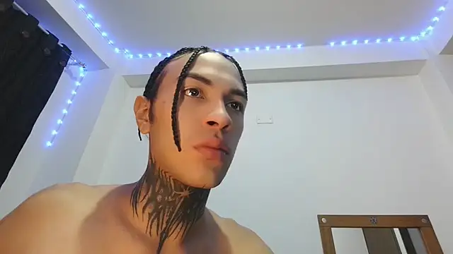 Snapshot of jord4nn__ chatting on 02/03/25, 08:35 jord4nn online show from 02/03/25, 08:35