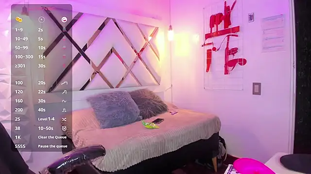 Snapshot of sofia__james chatting on 03/05/25, 10:43 sofia james online show from 03/05/25, 10:43