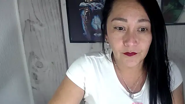 JULIANAWET69 online show from 11/25/25, 12:32