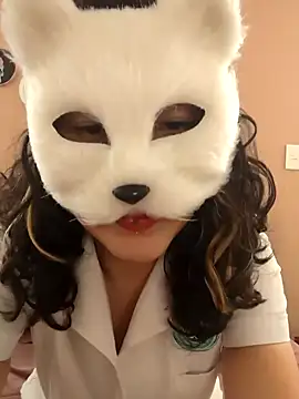 GinnyDelice online show from 01/29/25, 05:24