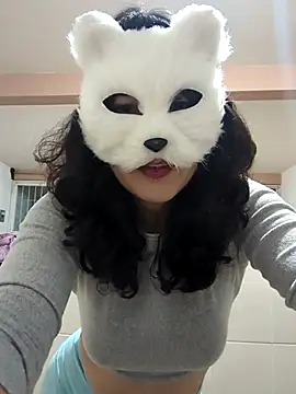 GinnyDelice online show from 03/02/25, 01:36