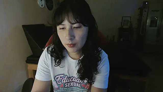 GinnyDelice online show from 10/22/25, 02:12