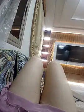 Snapshot of Ayochaa chatting on 10/30/25, 07:25 Ayochaa online show from 10/30/25, 07:25