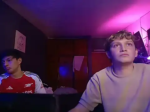 Snapshot of nanohotyalehorny chatting on 01/17/25, 09:28 nanohotyalehorny online show from 01/17/25, 09:28