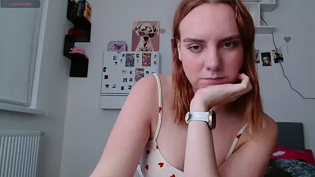 Snapshot of _candy__sweet__ chatting on 09/16/25, 01:34 candy sweet online show from 09/16/25, 01:34