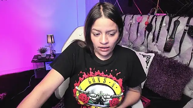 victoria  floyd online show from 06/05/26, 03:02
