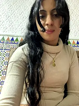 Snapshot of majdolin78 chatting on 12/13/25, 08:04 majdolin78 online show from 12/13/25, 08:04