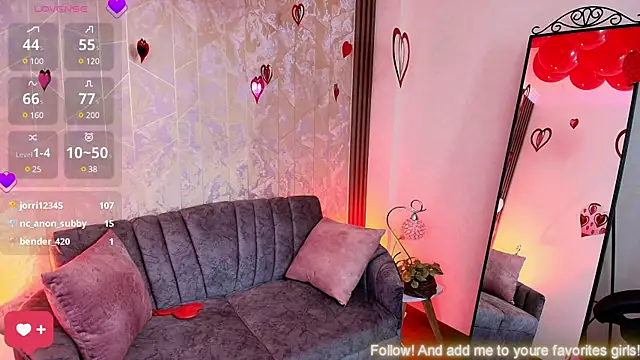 Aurora thomas  1 online show from 02/14/25, 04:20