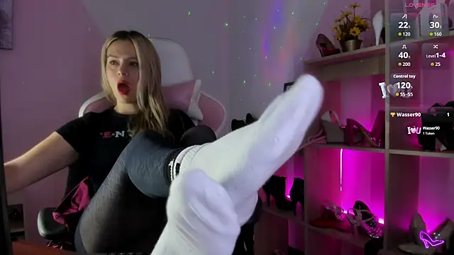 RayaCarr  online show from 09/10/25, 02:06