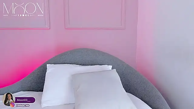 tatii moon online show from 03/31/26, 06:14