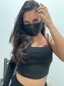 Snapshot of Sofia3393 chatting on 12/04/25, 03:43 Sofia3393 online show from 12/04/25, 03:43