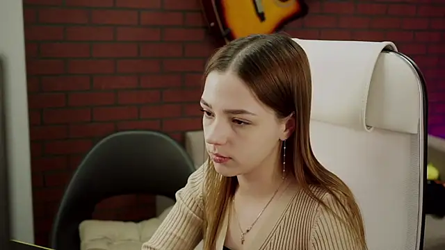 PamBeesly online show from 01/22/25, 12:38