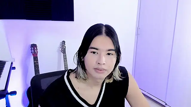 Snapshot of JordiWilld chatting on 10/18/25, 04:37 JordiWilld online show from 10/18/25, 04:37