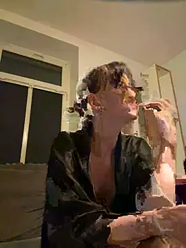 Ciara2004 online show from 11/21/25, 04:38