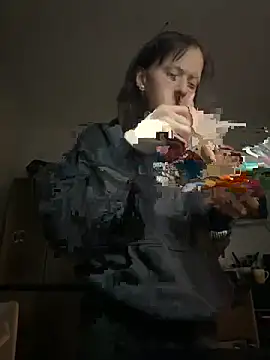 Ciara2004 online show from 11/27/25, 06:04