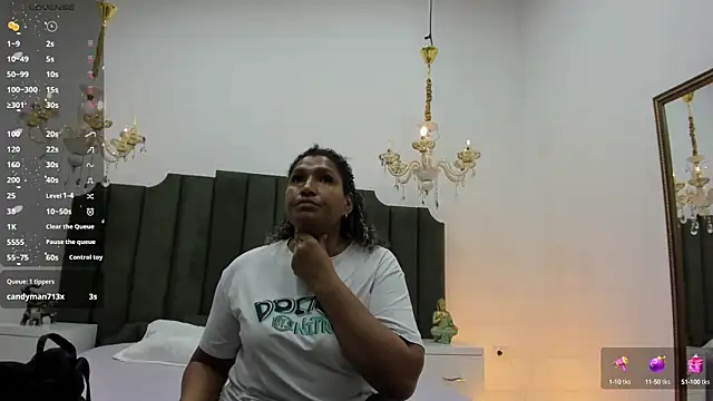 AnthonelaRusso  online show from 03/07/25, 04:35