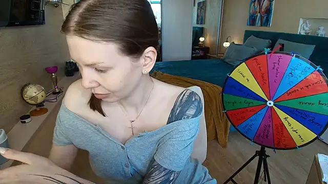 ReginaSparkle online show from 06/24/26, 05:17