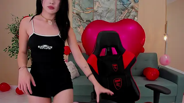 Snapshot of AnneCurtis chatting on 02/17/25, 03:42 AnneCurtis online show from 02/17/25, 03:42