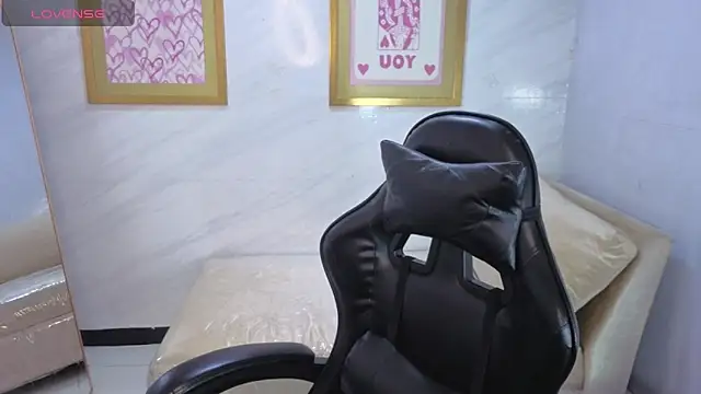 Paulette v online show from 03/02/26, 01:07