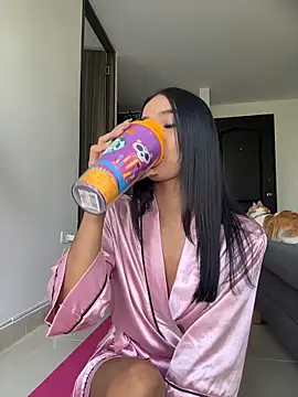 Bella Smiith  online show from 12/20/25, 03:08