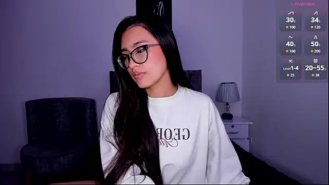 AgathaHowland  online show from 10/15/25, 08:36