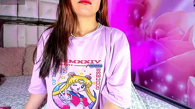 emili clark online show from 10/14/25, 05:08