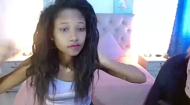 LITTLEDOLLHOT online show from 02/11/25, 02:24