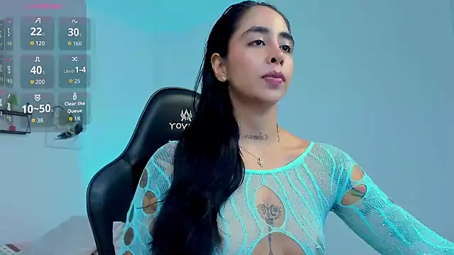 sophierooy22 online show from 01/12/26, 03:28