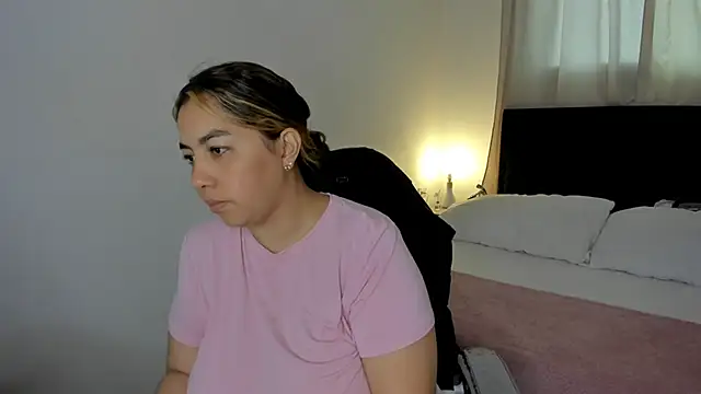 brithany olson25 online show from 02/06/26, 12:08