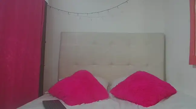 monica-vega online show from 02/11/25, 04:22