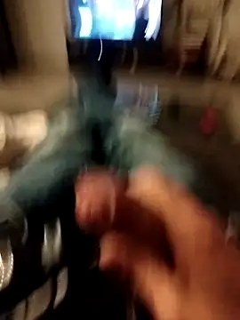 Snapshot of arveia chatting on 04/03/26, 11:03 arveia online show from 04/03/26, 11:03