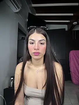 Snapshot of thompsonabella666 chatting on 03/27/26, 05:46 thompsonabella666 online show from 03/27/26, 05:46