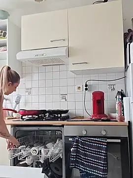 SweetyNinaOff1 online show from 02/23/26, 12:57