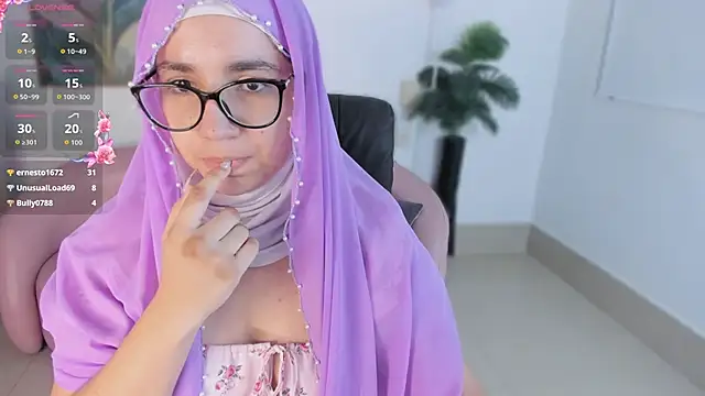 Ayha khalaf online show from 09/25/25, 01:09