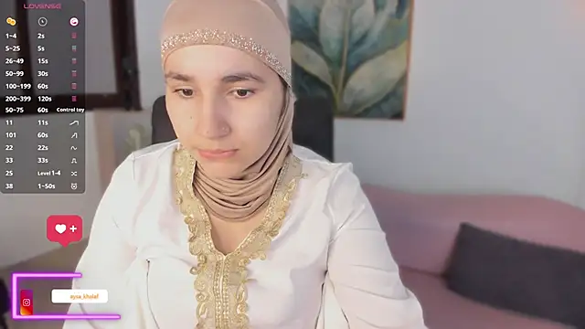 Ayha khalaf online show from 10/08/25, 01:03