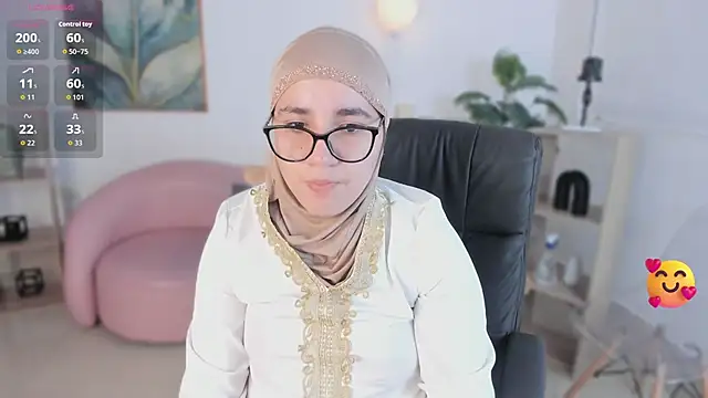 Ayha khalaf online show from 10/14/25, 01:06