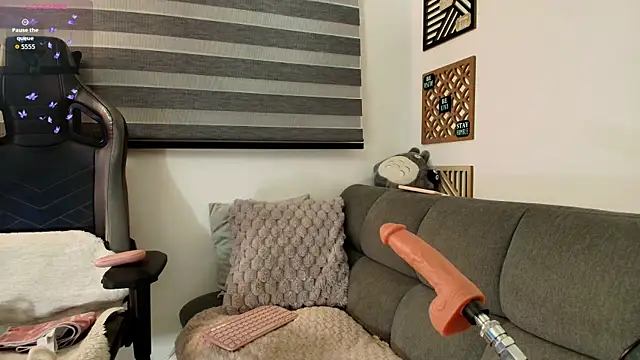 love sharol  online show from 11/19/25, 02:33